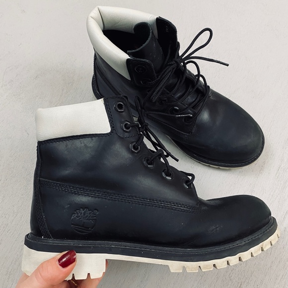 Timberland Shoes - Timberland Black Leather Winter Boots White Sole